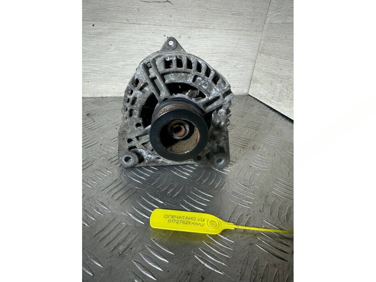Генератор к Renault Scenic 3, 2011 г.